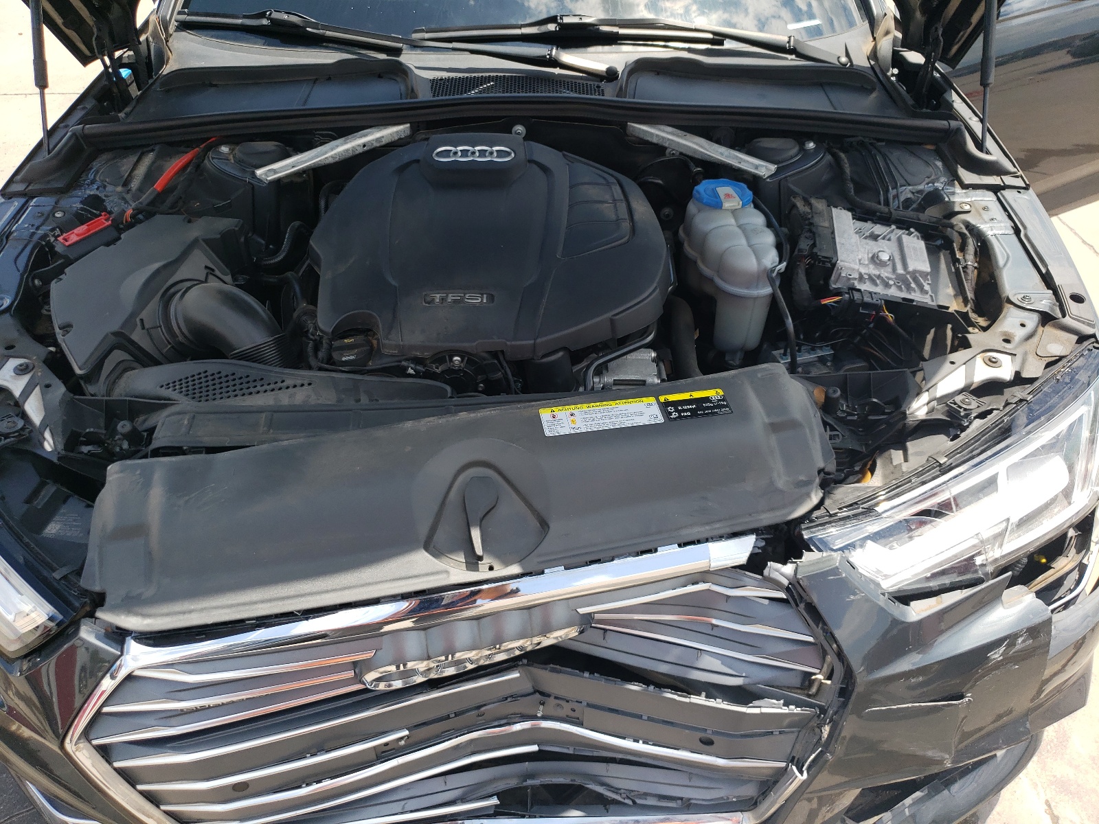 WAUENBF41JA135218 2018 Audi A4 Premium Plus