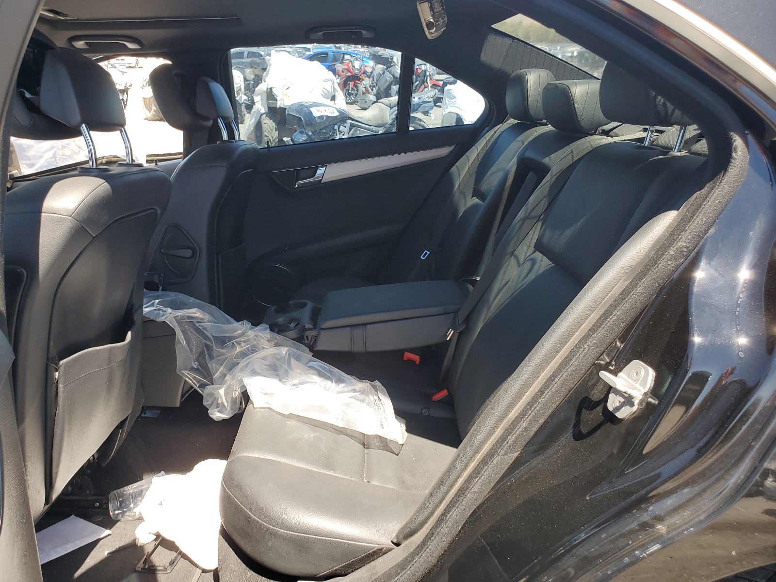 WDDGF5EB7AR117744 2010 Mercedes-Benz C 300