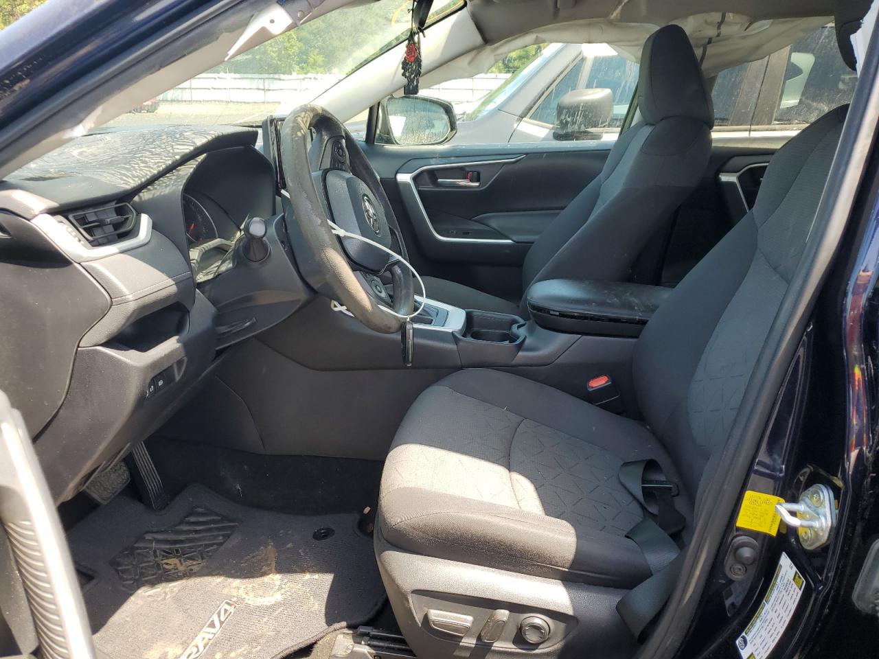 2021 Toyota Rav4 Xle VIN: 2T3W1RFV7MW135587 Lot: 61098244