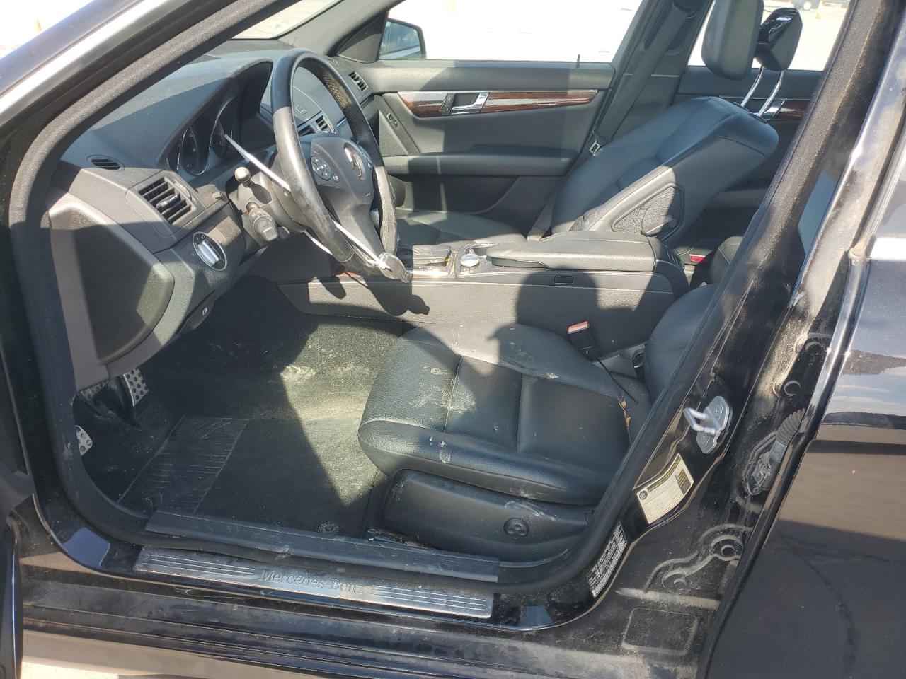 2011 Mercedes-Benz C 300 4Matic VIN: WDDGF8BB3BR175440 Lot: 65432624