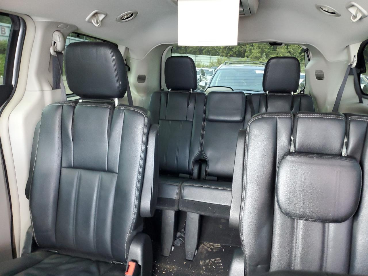 2015 Chrysler Town & Country Touring VIN: 2C4RC1BG6FR706824 Lot: 63165594