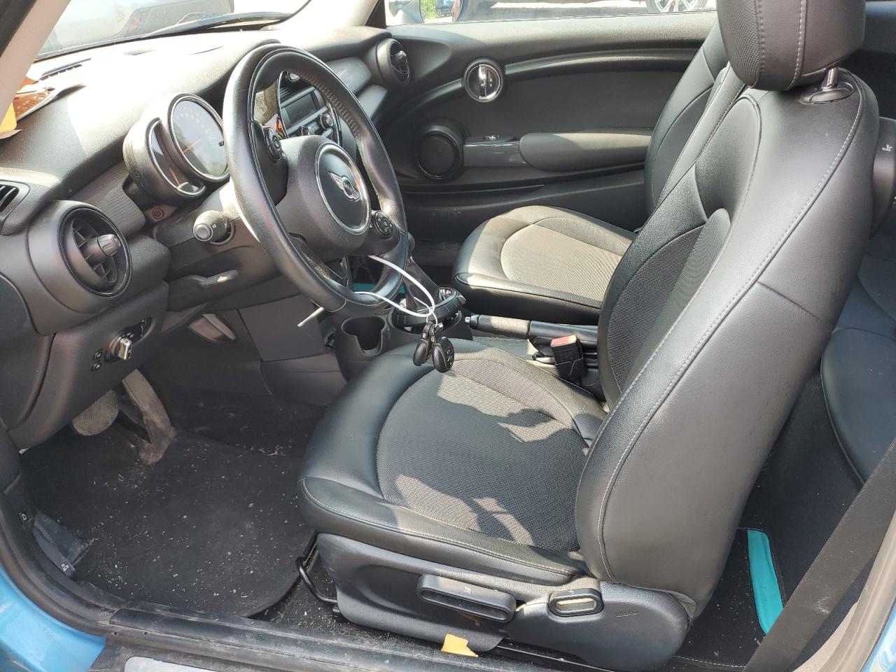 2016 Mini Cooper VIN: WMWXP5C51G2D13622 Lot: 64667344