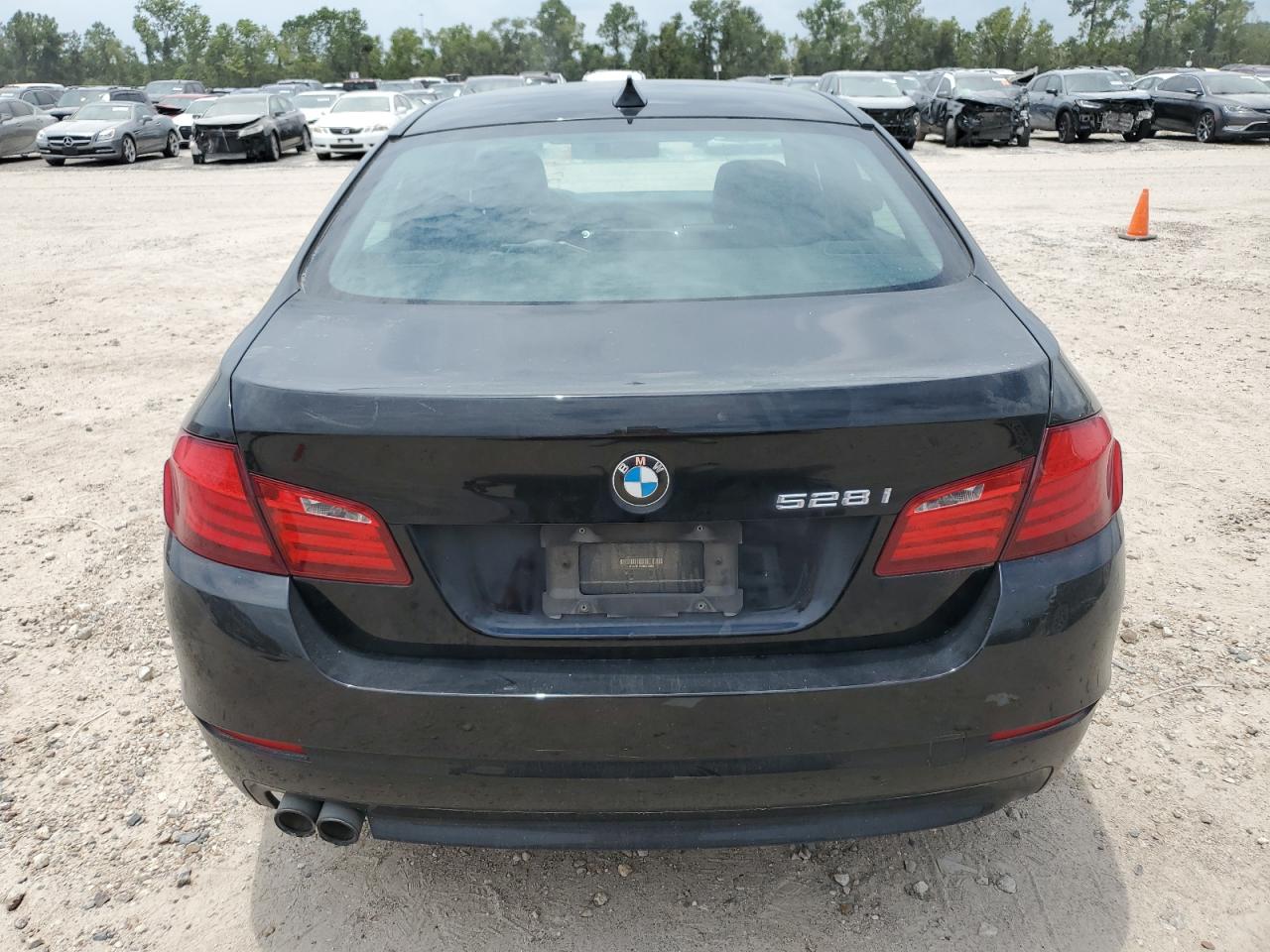 2011 BMW 528 I VIN: WBAFR1C52BC749961 Lot: 62716904