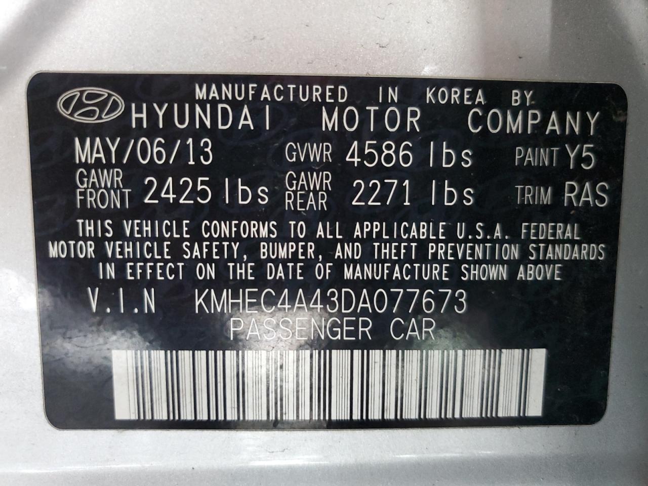 2013 Hyundai Sonata Hybrid VIN: KMHEC4A43DA077673 Lot: 65160434