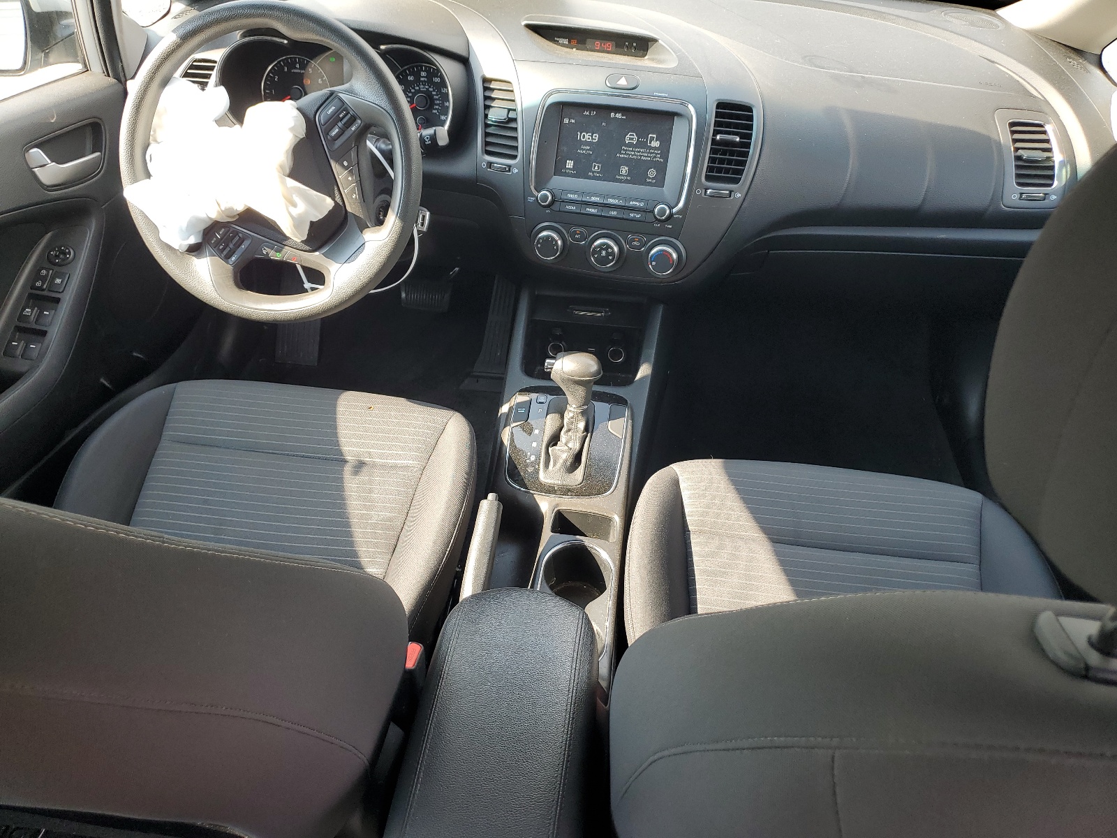 3KPFL4A72JE194012 2018 Kia Forte Lx