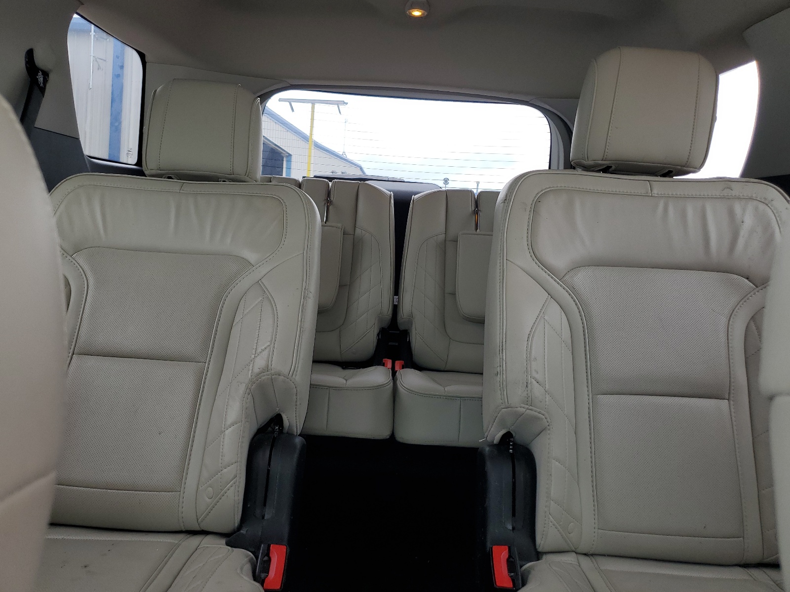 1FM5K8HT6JGA50919 2018 Ford Explorer Platinum