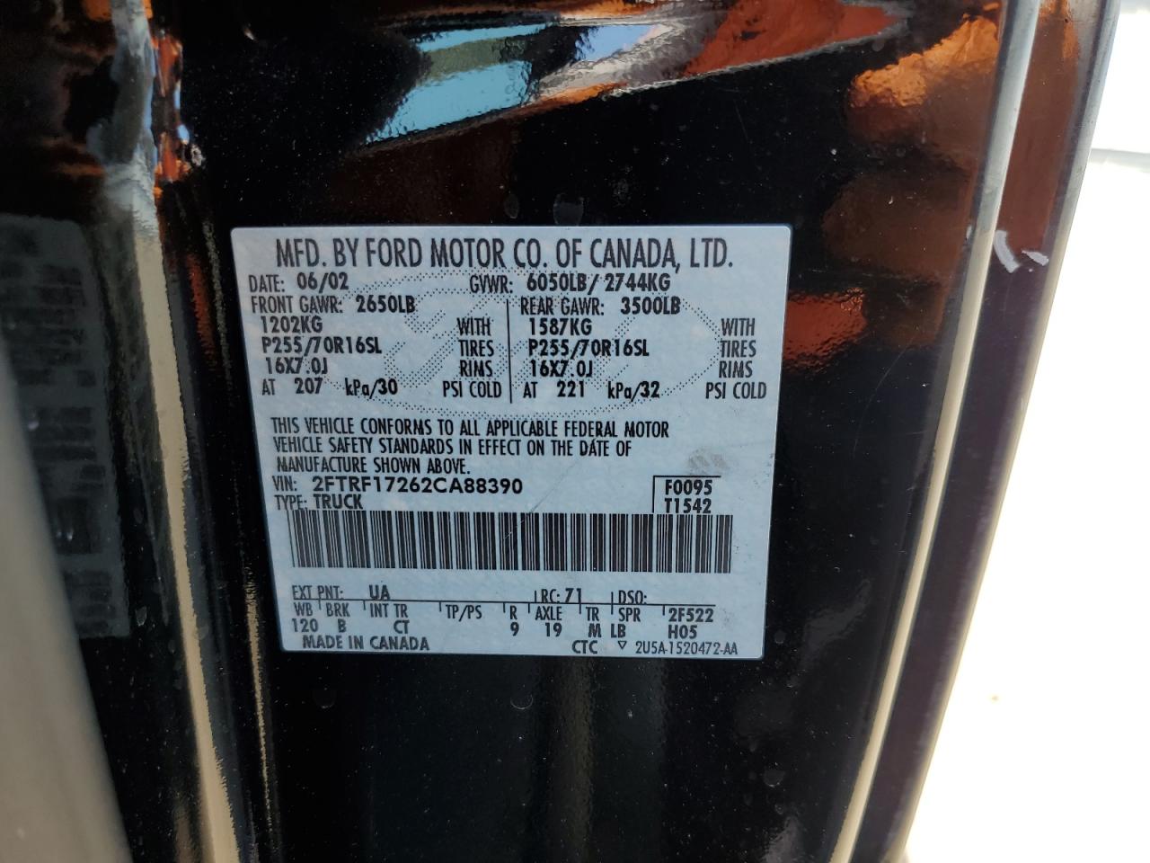 2002 Ford F150 VIN: 2FTRF17262CA88390 Lot: 62922394