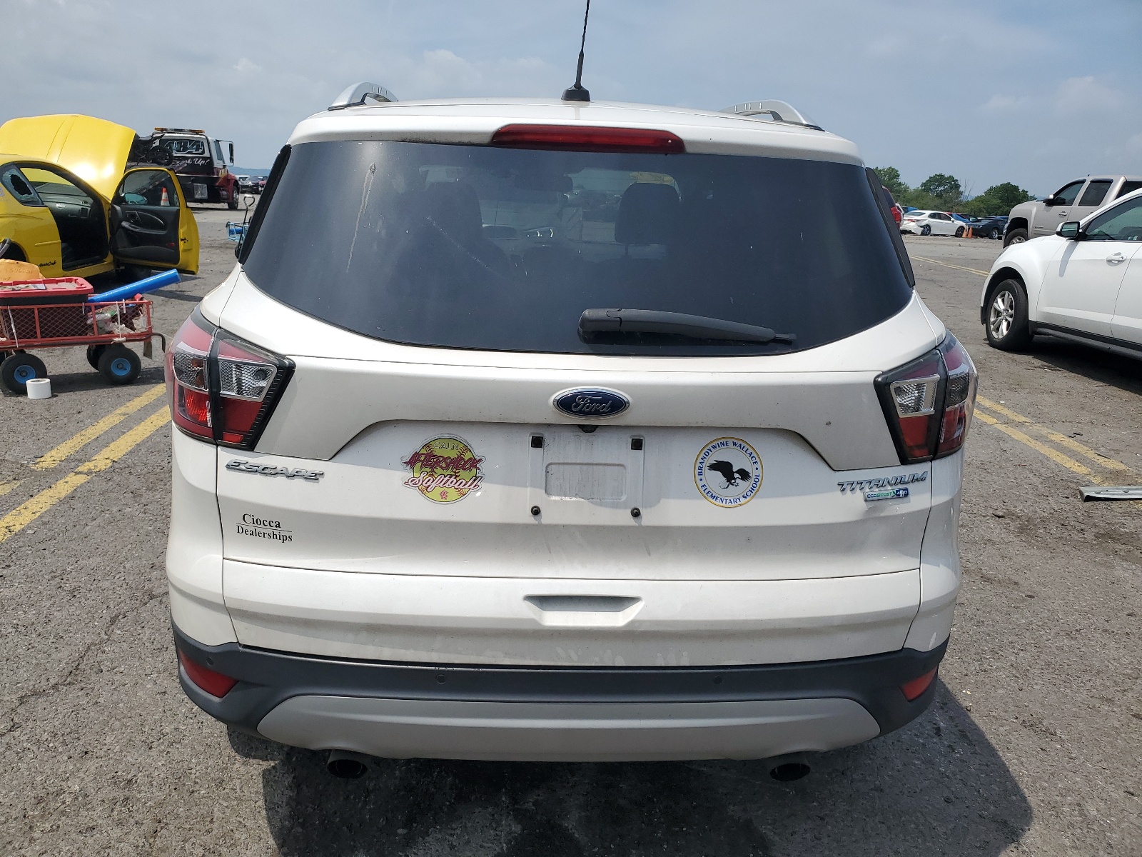 1FMCU9J93HUA56453 2017 Ford Escape Titanium