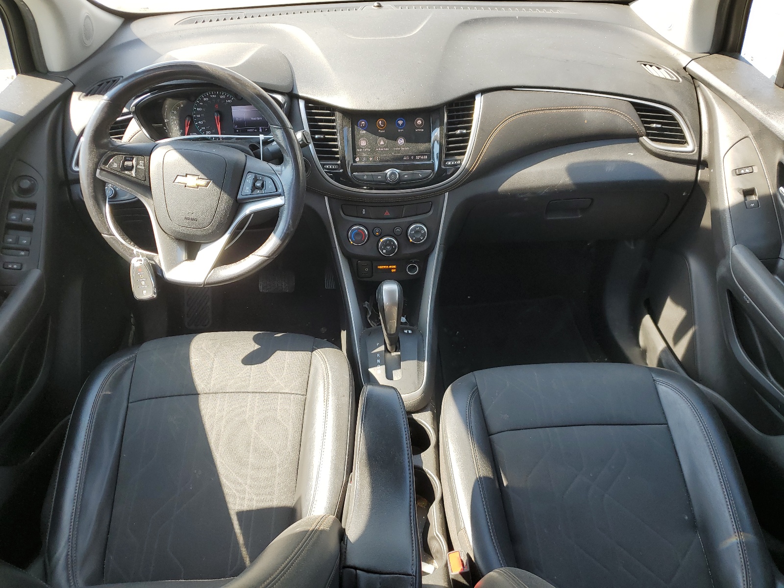 KL7CJLSB5LB008210 2020 Chevrolet Trax 1Lt