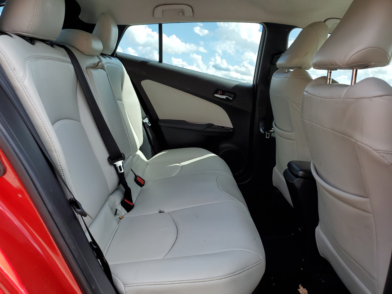 JTDKBRFU7J3074842 2018 Toyota Prius