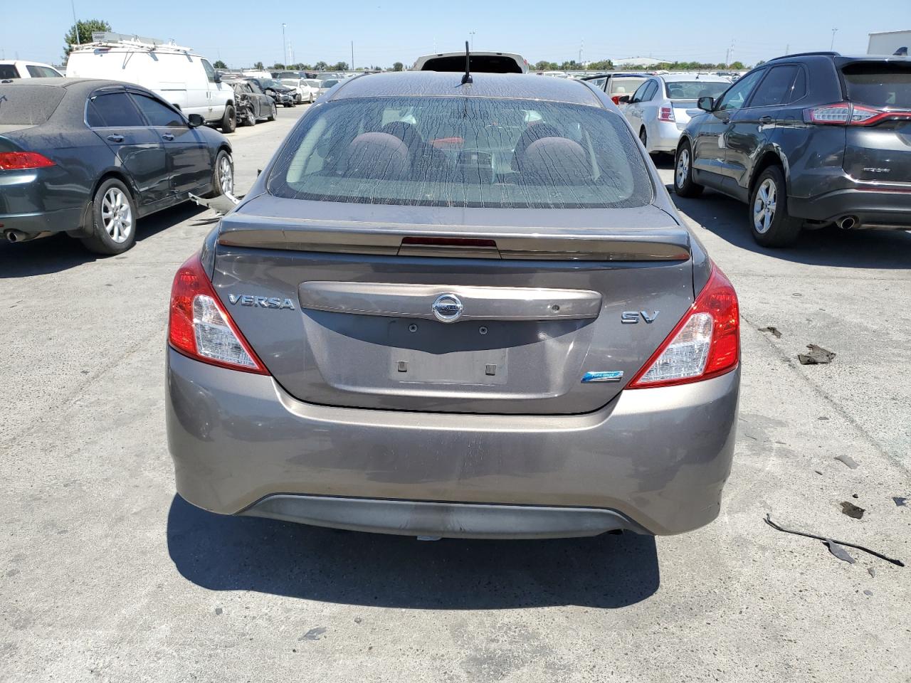 2015 Nissan Versa S VIN: 3N1CN7AP1FL838541 Lot: 64591124