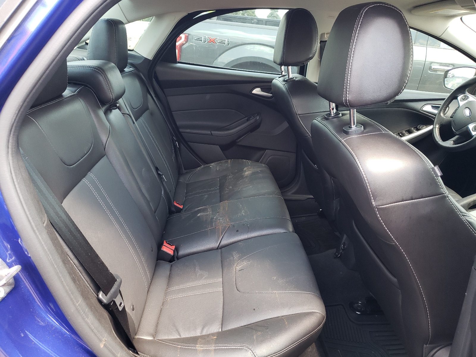 1FADP3F22EL458884 2014 Ford Focus Se