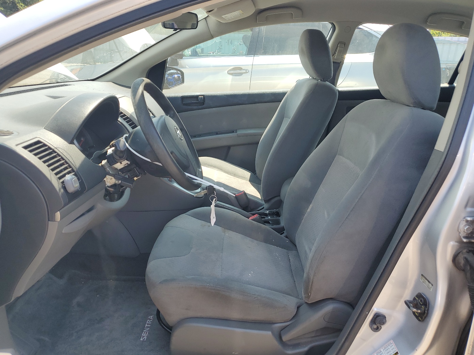 3N1AB61E09L684675 2009 Nissan Sentra 2.0