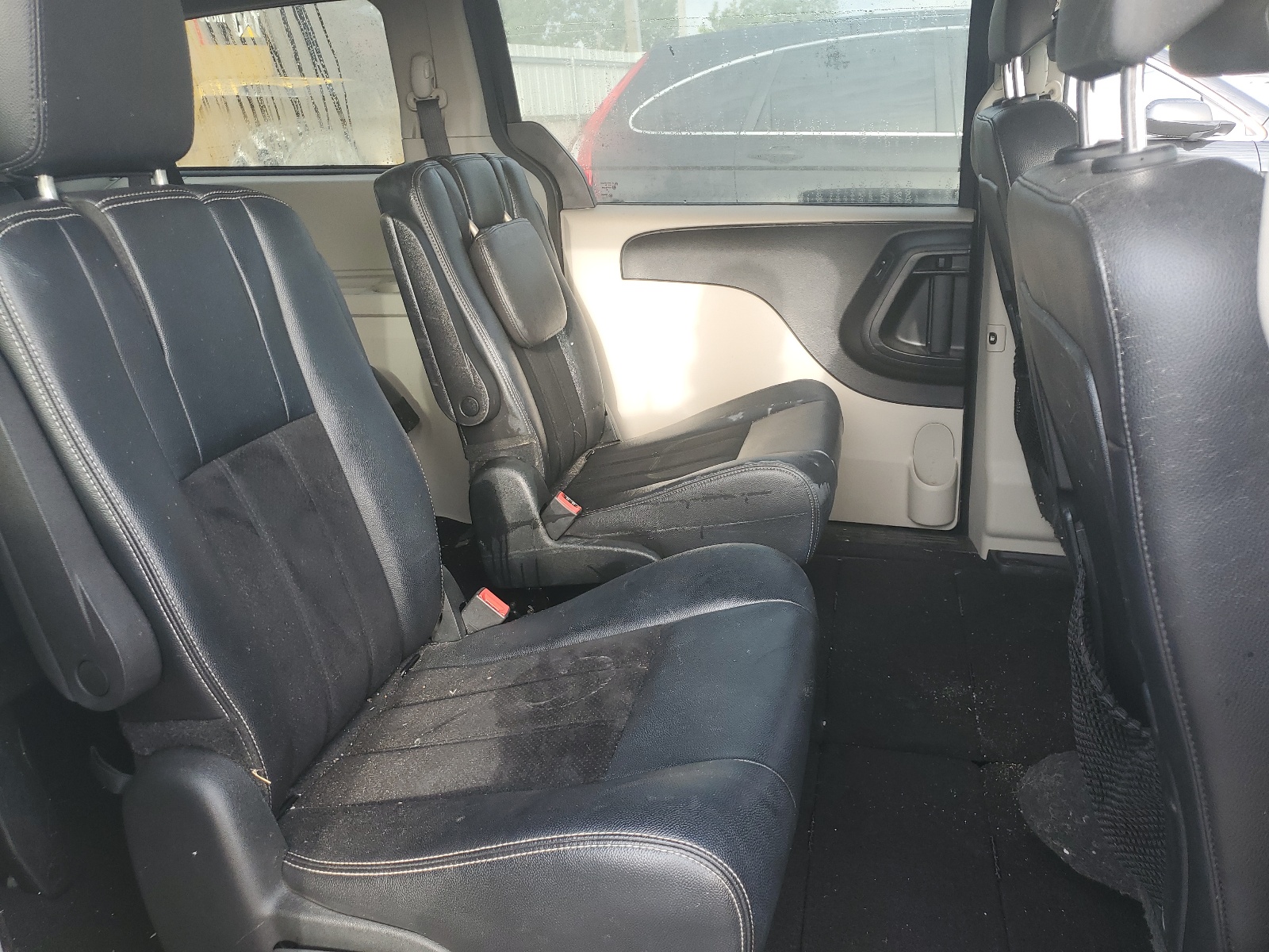 2C4RDGCGXJR283317 2018 Dodge Grand Caravan Sxt