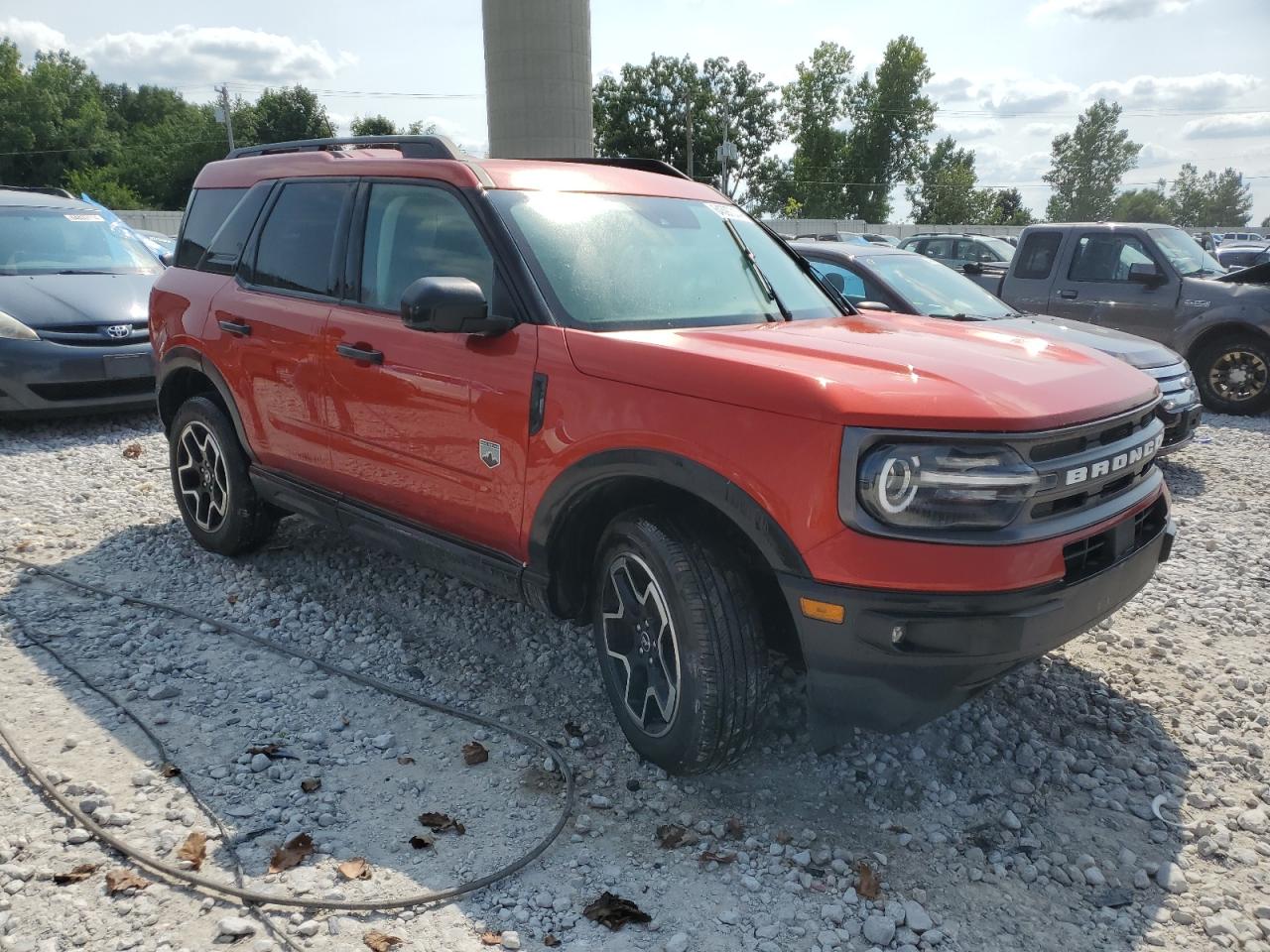 2022 Ford Bronco - Image 4