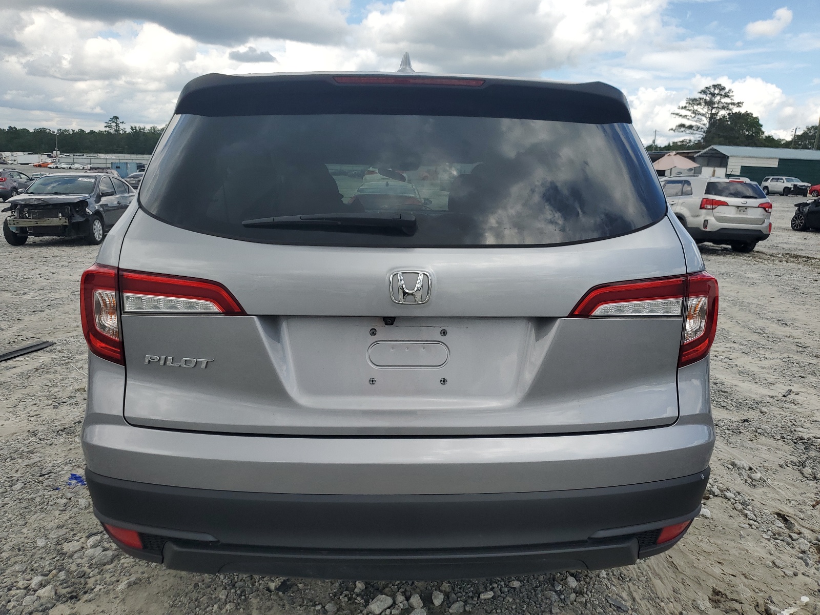 5FNYF5H1XKB043390 2019 Honda Pilot Lx