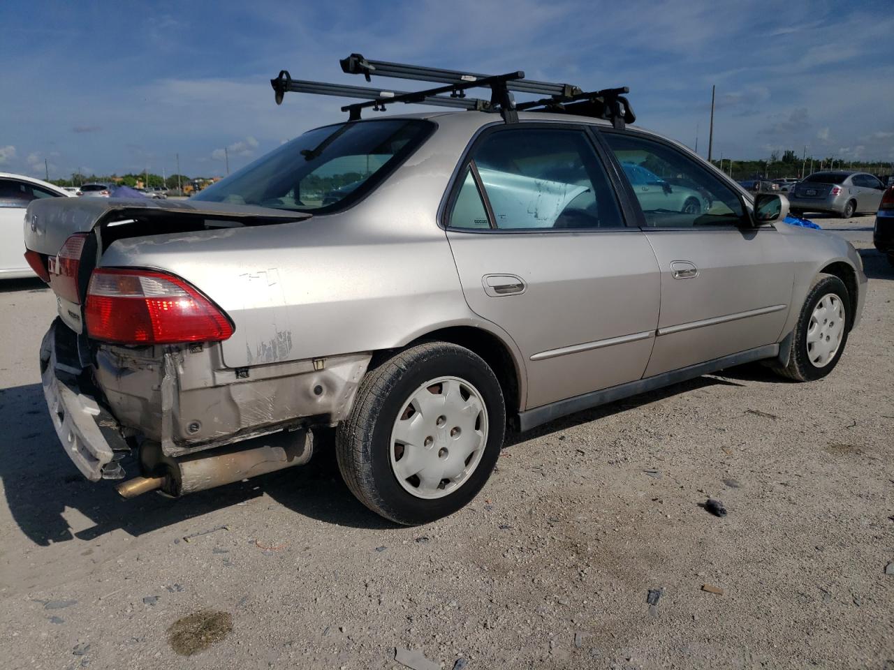 1999 Honda Accord Lx VIN: 1HGCG5544XA076019 Lot: 63439054