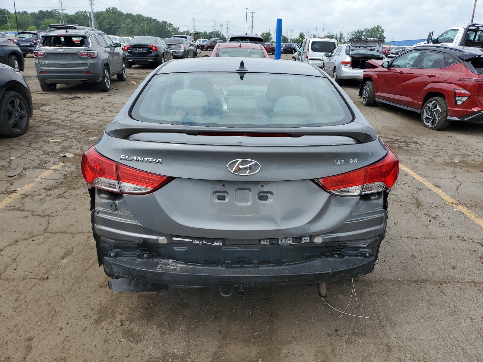 5NPDH4AE8DH343904 2013 Hyundai Elantra Gls