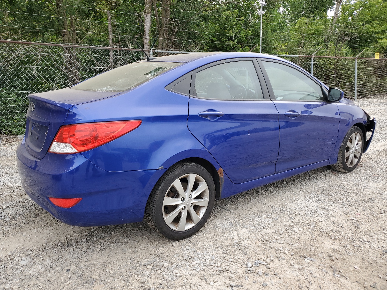 2012 Hyundai Accent Gls vin: KMHCU4AE8CU080403