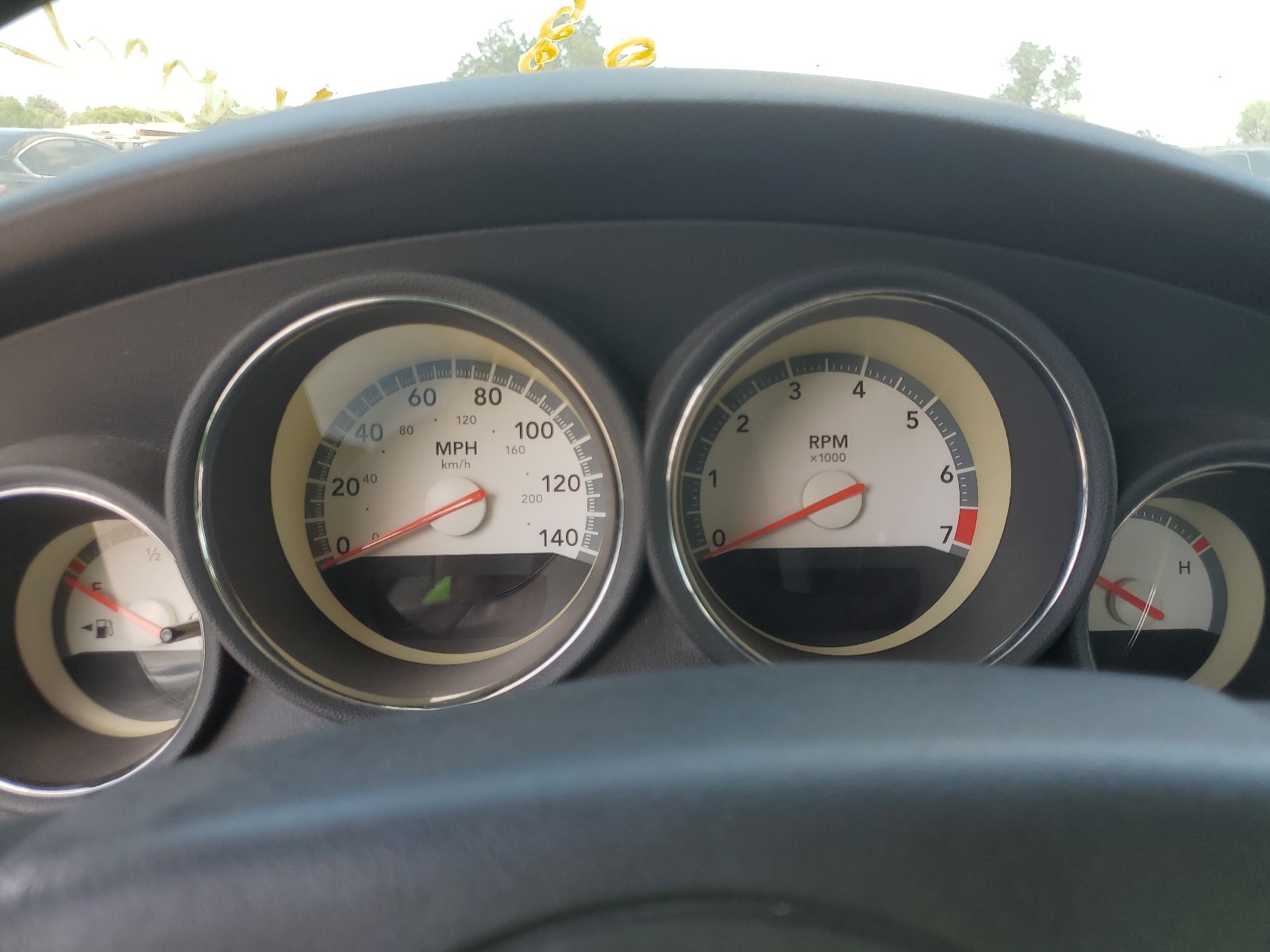 2B3KA33G28H323233 2008 Dodge Charger Sxt