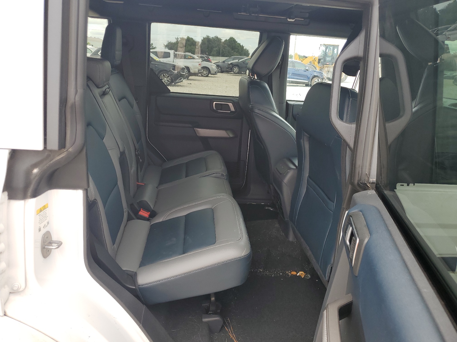 1FMEE5BPXPLB86908 2023 Ford Bronco Base