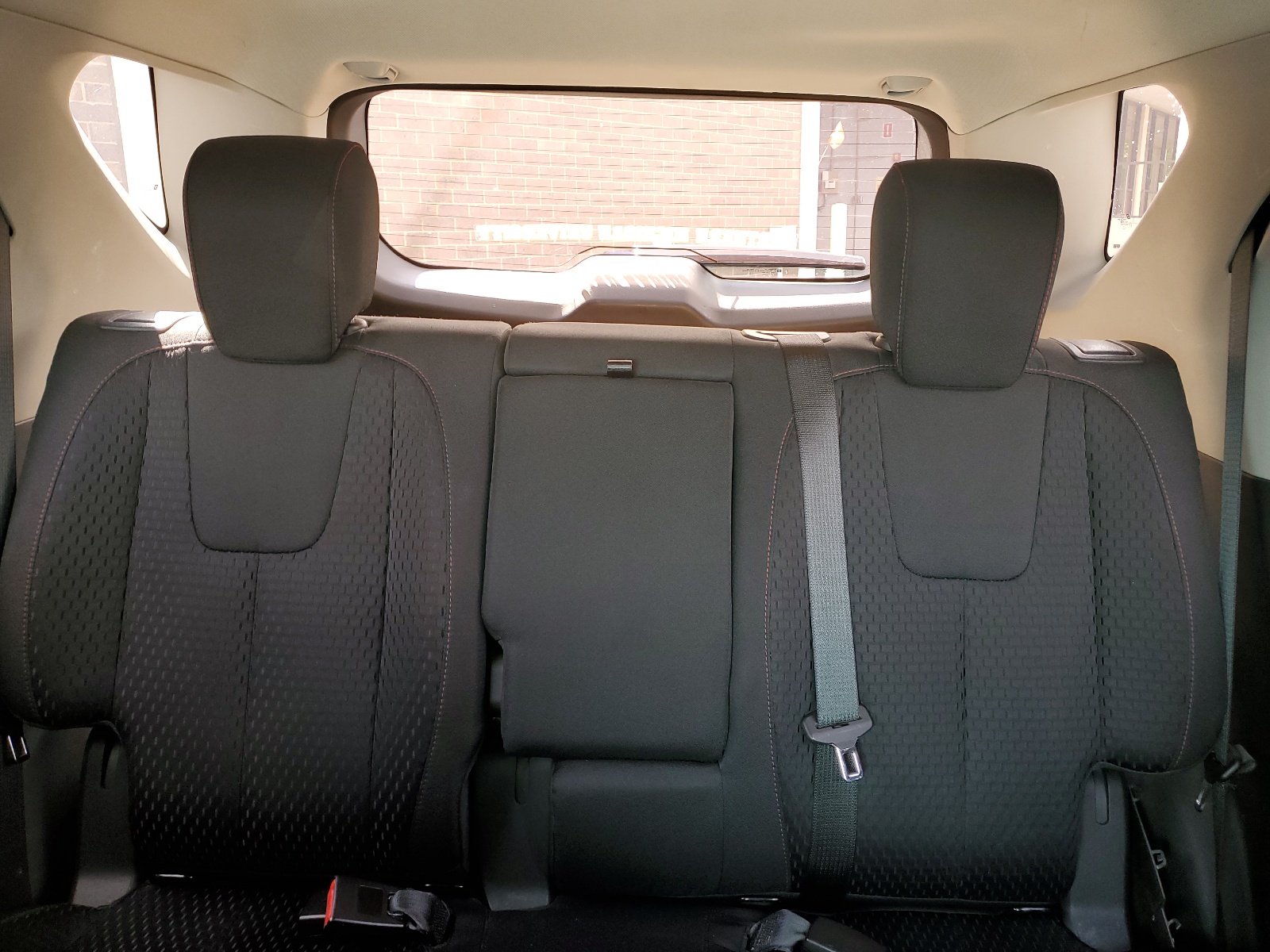 2GNALAEK2E1141053 2014 Chevrolet Equinox Ls