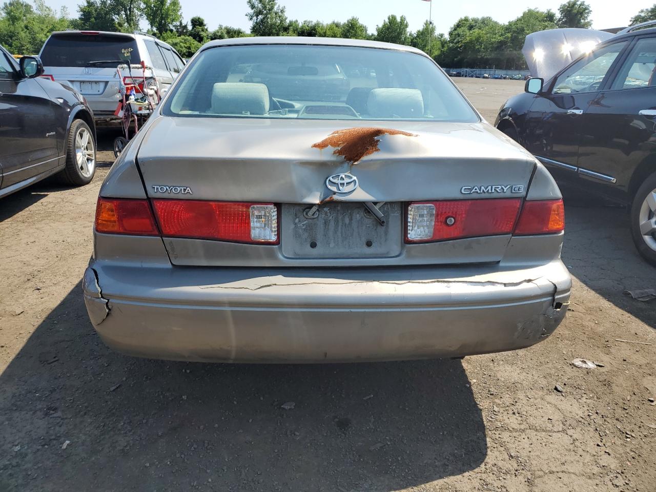 2000 Toyota Camry Ce VIN: 4T1BG22K9YU681905 Lot: 62248344