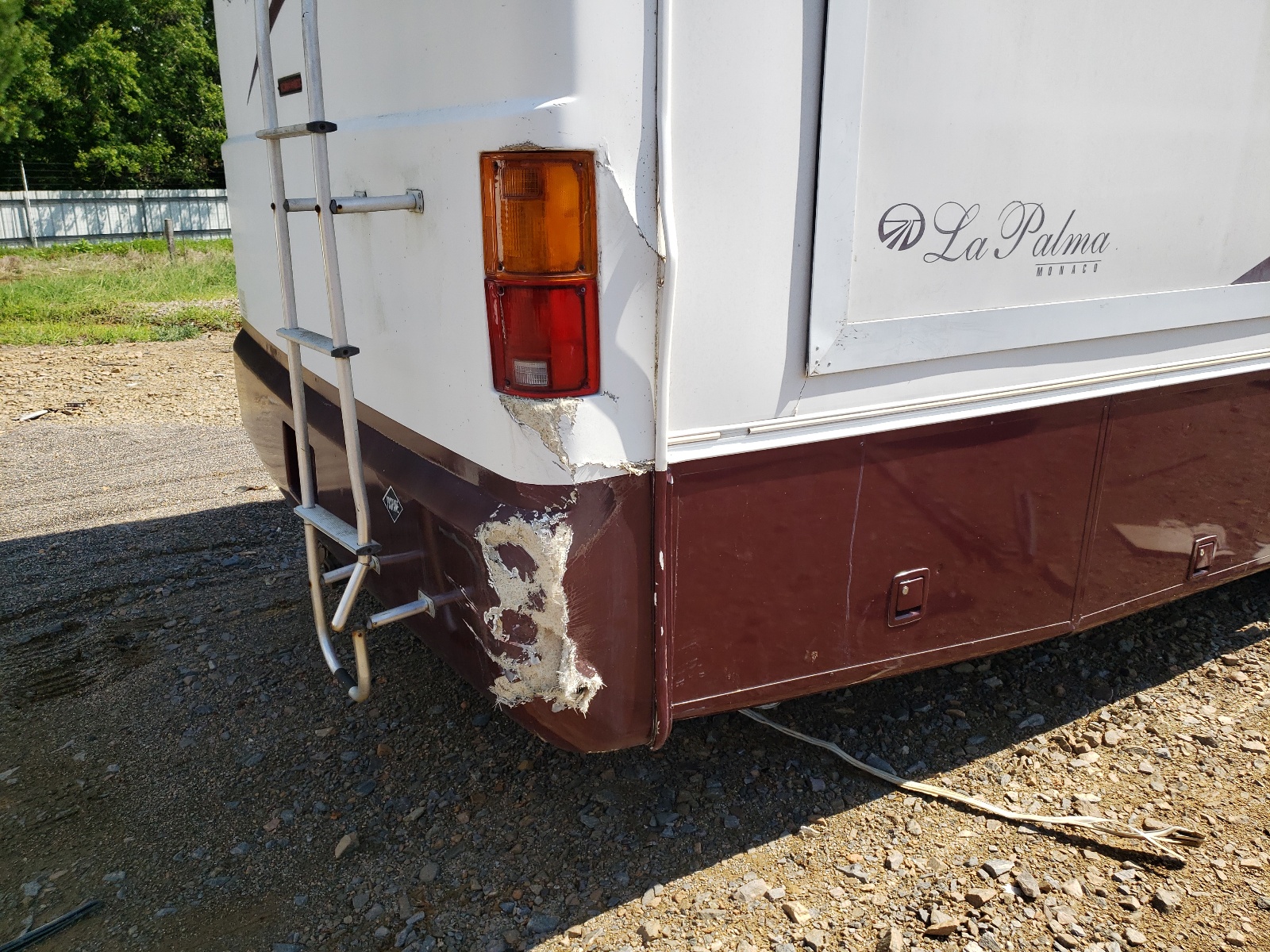 1FCNF53S4Y0A01291 2000 Ford F550 Super Duty Stripped Chassis