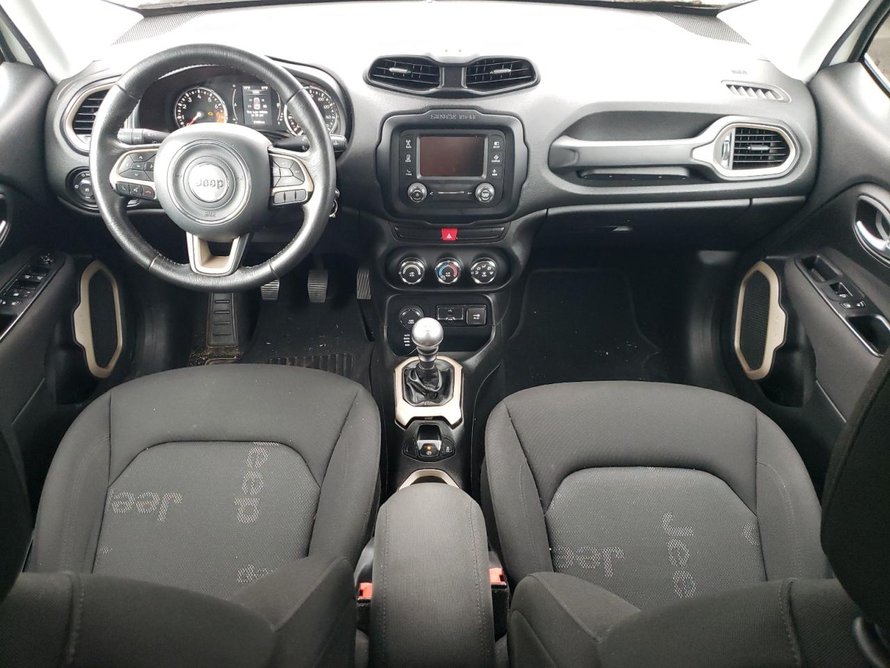 2015 Jeep Renegade Latitude VIN: ZACCJBBH4FPC18776 Lot: 64737364