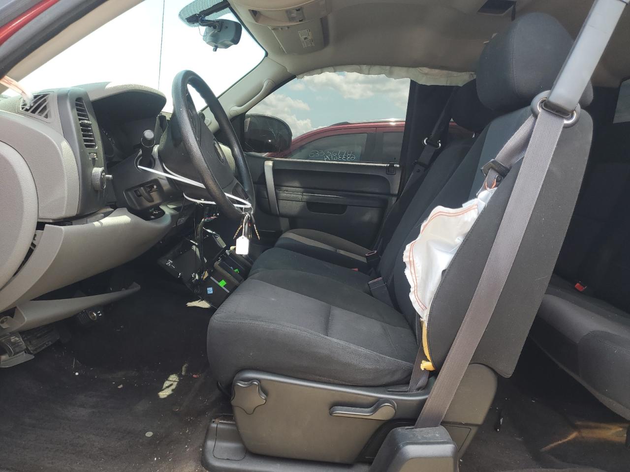 2011 Chevrolet Silverado C1500 Ls VIN: 1GCRCREA0BZ337304 Lot: 63040494