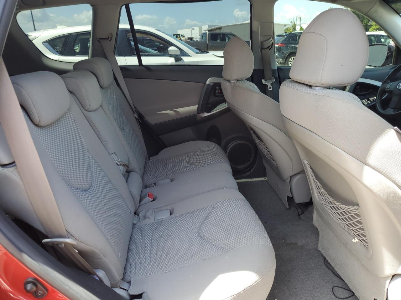 2007 Toyota Rav4 Limited VIN: JTMBD31V475123497 Lot: 63502564