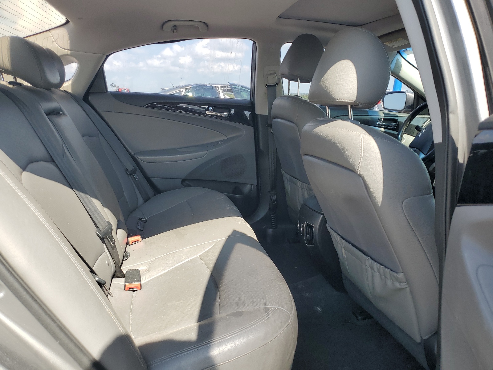 5NPEC4AC5DH592002 2013 Hyundai Sonata Se