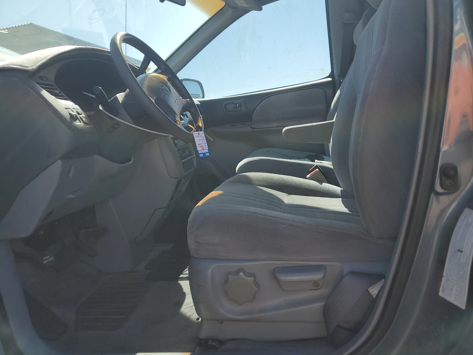 4T3ZF19C42U488330 2002 Toyota Sienna Ce