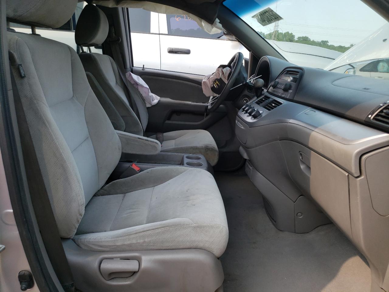 2010 Honda Odyssey Lx VIN: 5FNRL3H20AB068128 Lot: 62730044