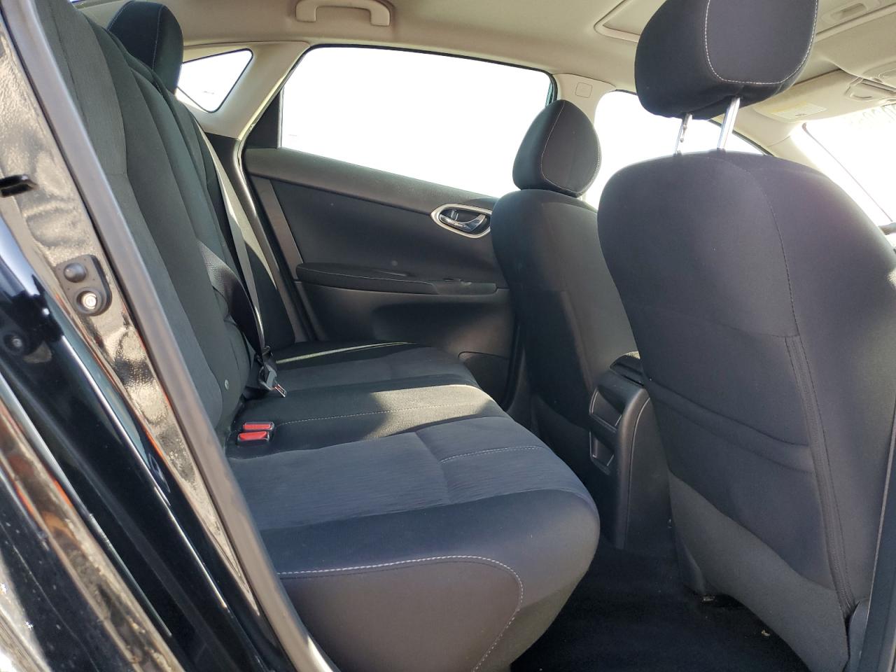 2015 Nissan Sentra S VIN: 3N1AB7AP1FY240176 Lot: 62020584