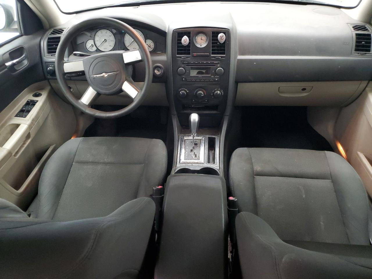 2006 Chrysler 300 VIN: 2C3KA43R56H501725 Lot: 61893654