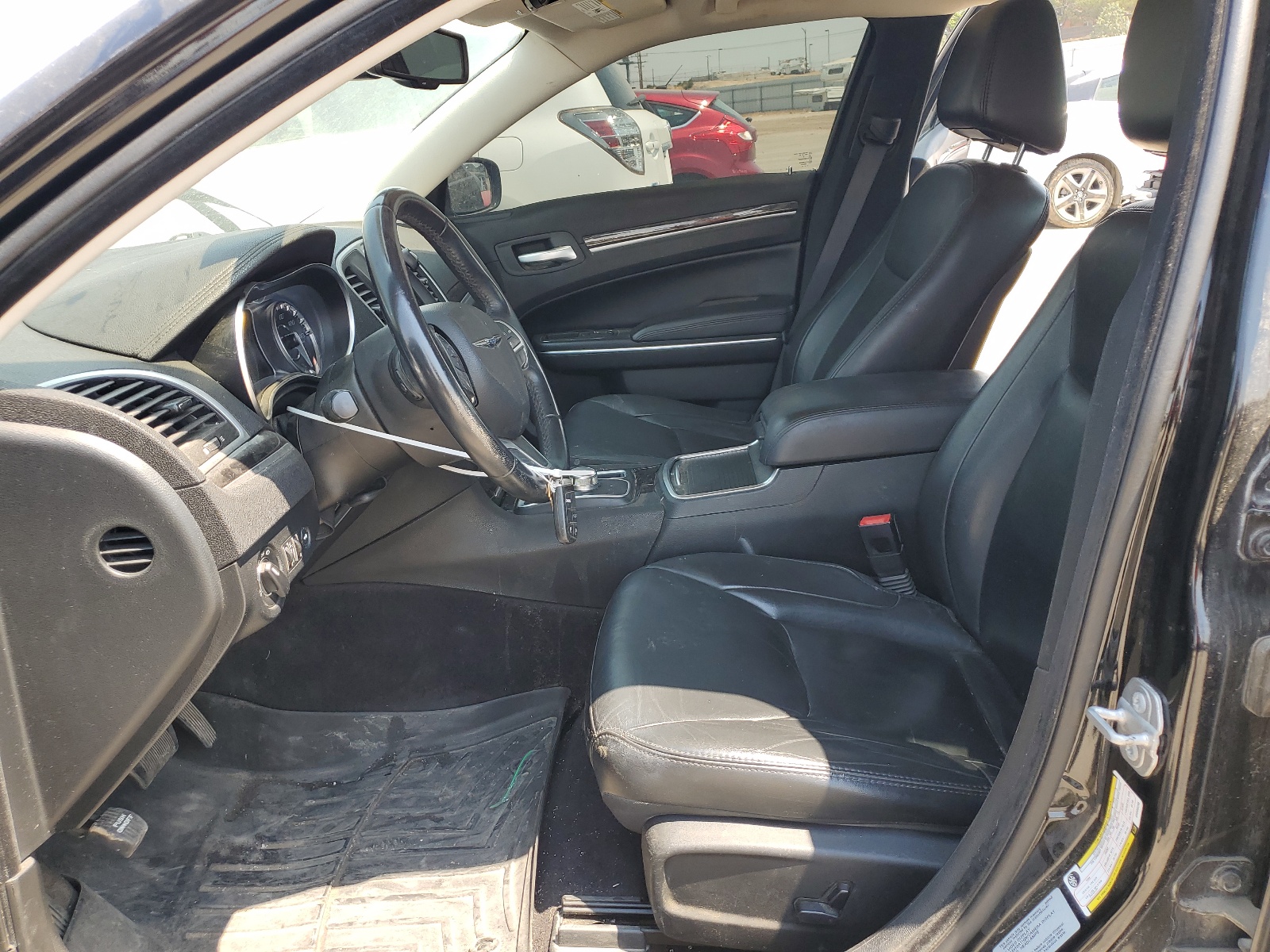 2C3CCARG0GH308239 2016 Chrysler 300 Limited