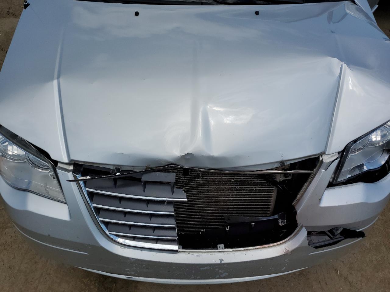 2008 Chrysler Town & Country Touring VIN: 2A8HR54P58R728727 Lot: 63894114