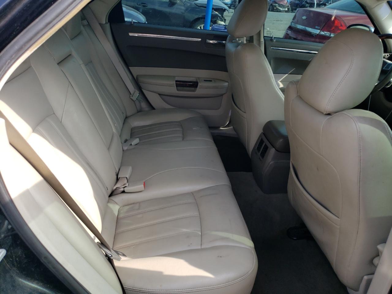 2008 Chrysler 300C VIN: 2C3KA63H38H335954 Lot: 65041354