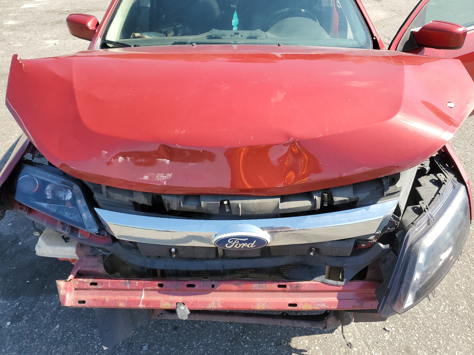 3FAHP0HAXBR187610 2011 Ford Fusion Se