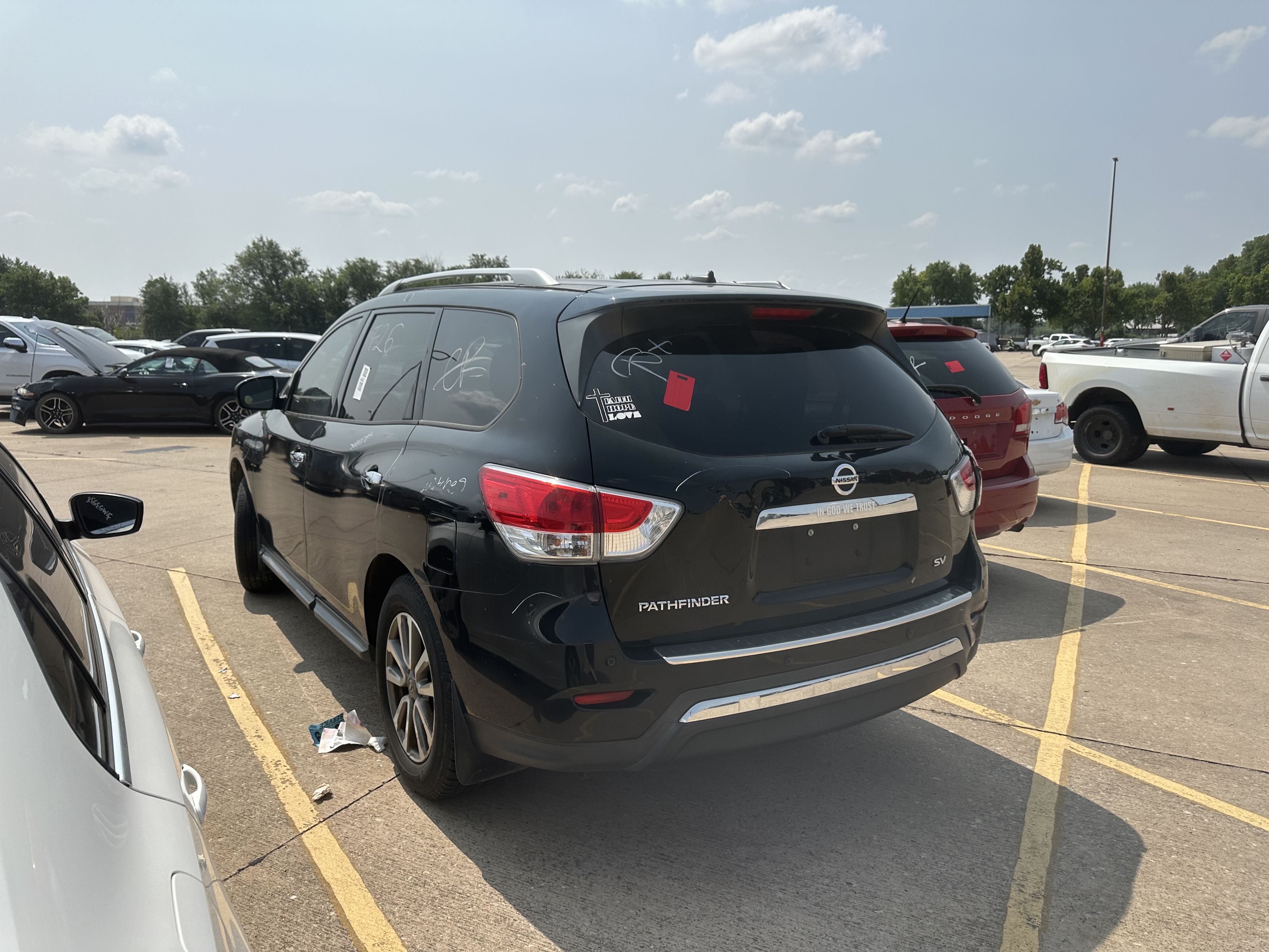 2014 Nissan Pathfinder S vin: 5N1AR2MN1EC725474