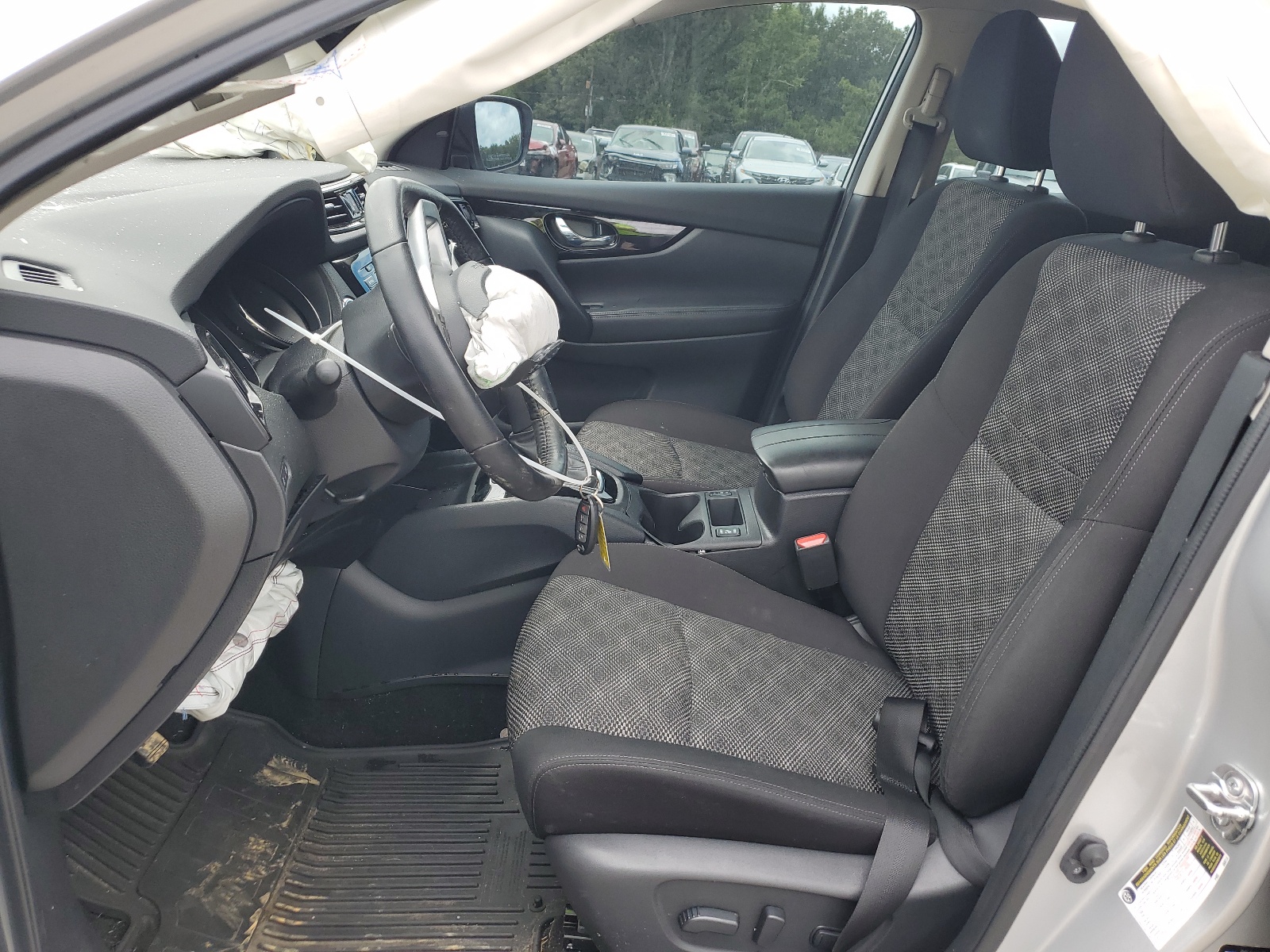 JN1BJ1BV7NW581511 2022 Nissan Rogue Sport Sv