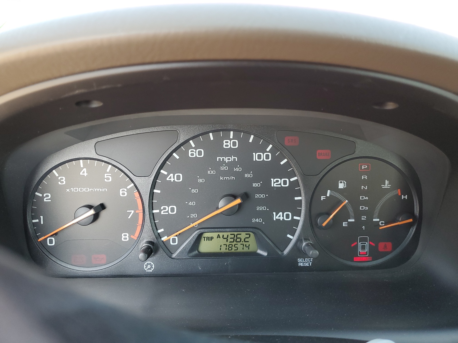 1HGCG324XYA033587 2000 Honda Accord Lx