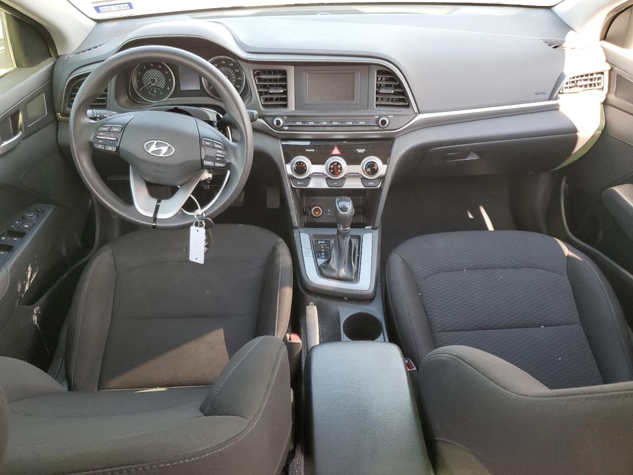 2019 Hyundai Elantra Se VIN: 5NPD74LF0KH497142 Lot: 62704364