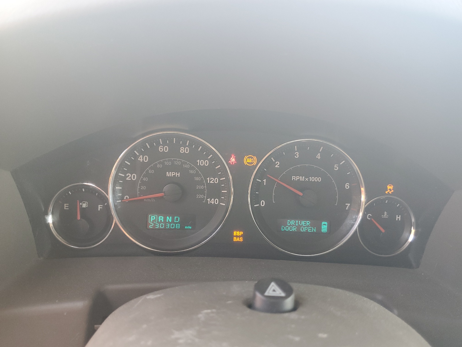 1J8HG48K97C611982 2007 Jeep Commander