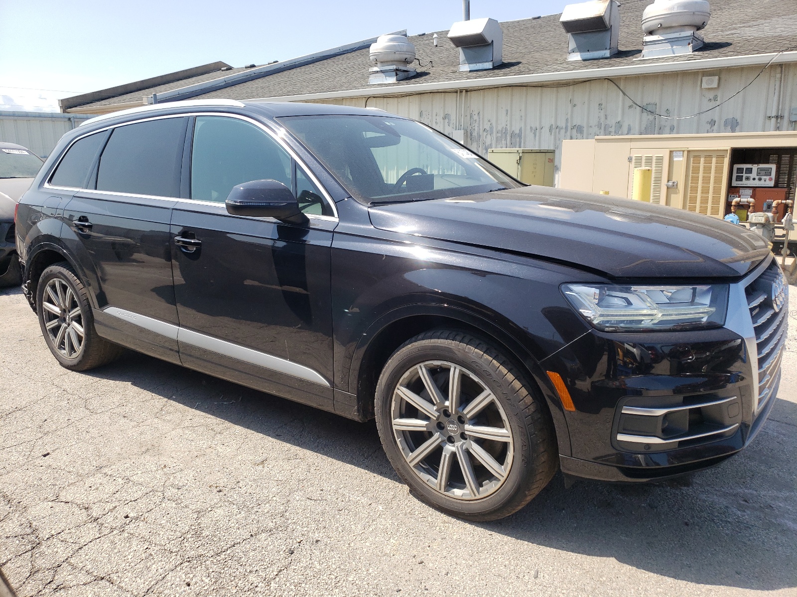 WA1VAAF73JD033009 2018 Audi Q7 Prestige