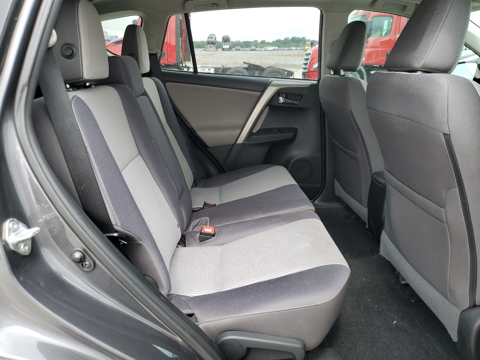 2T3WFREV1EW107272 2014 Toyota Rav4 Xle