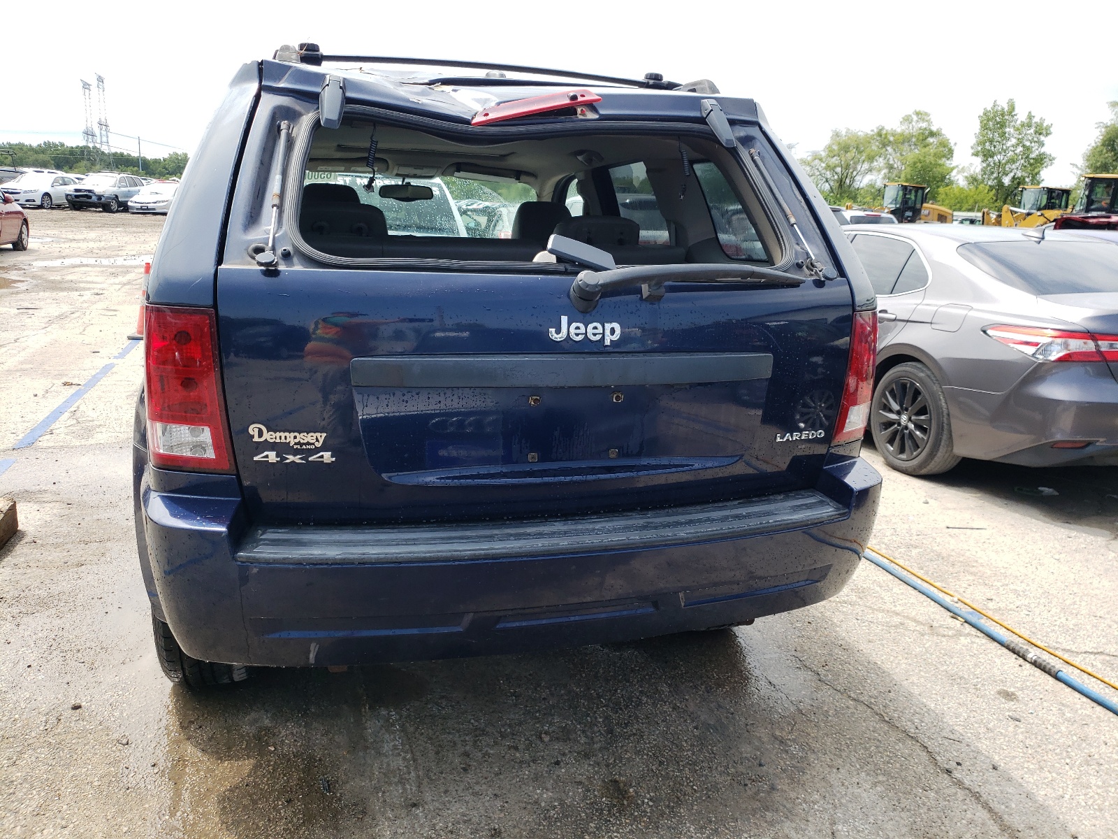 1J4HR48NX5C627062 2005 Jeep Grand Cherokee Laredo