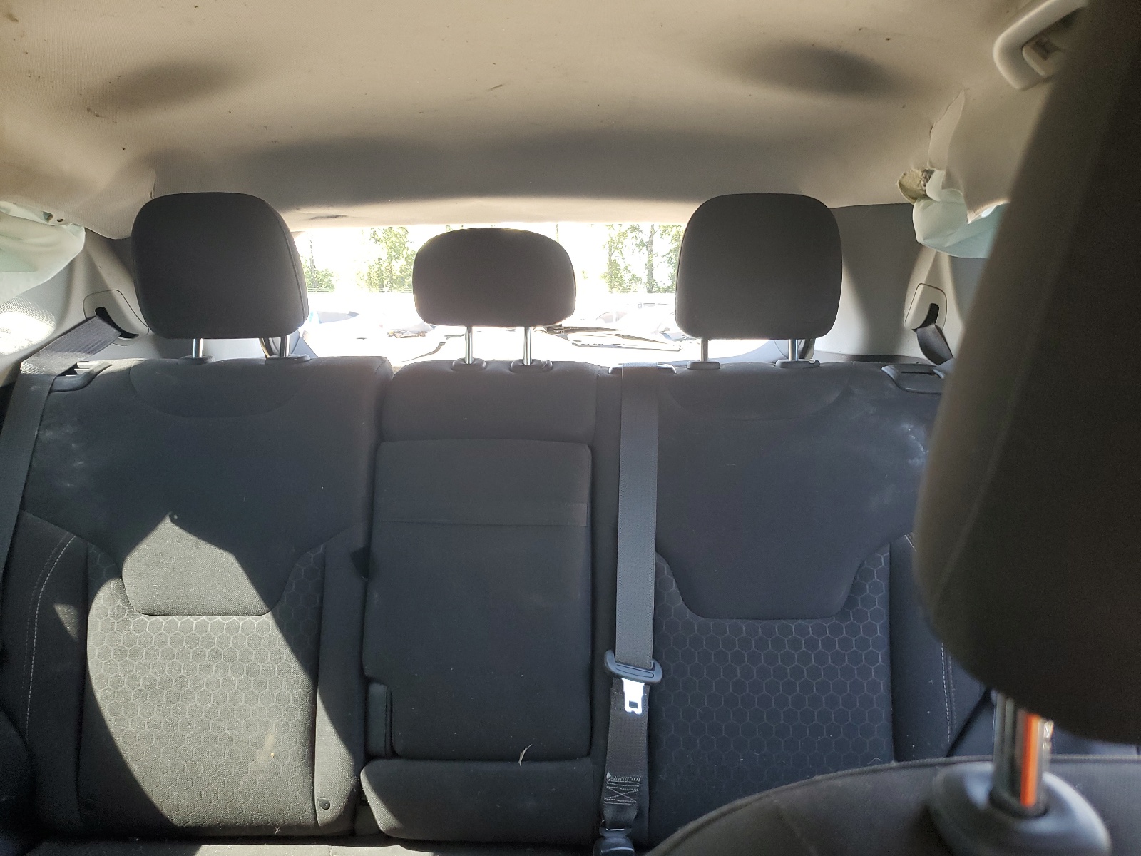 3C4NJCABXJT125015 2018 Jeep Compass Sport