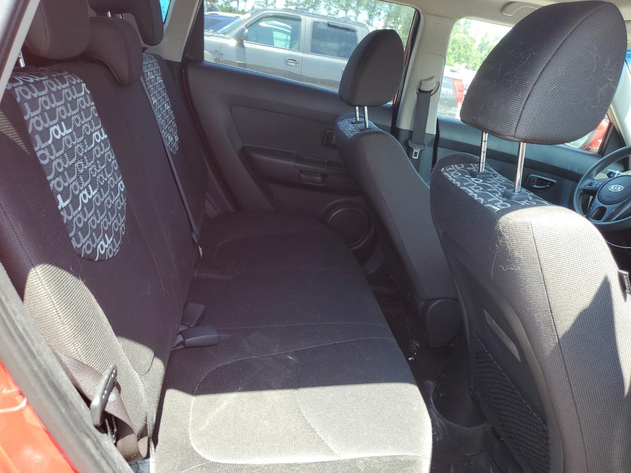 2010 Kia Soul + VIN: KNDJT2A20A7043608 Lot: 63687024